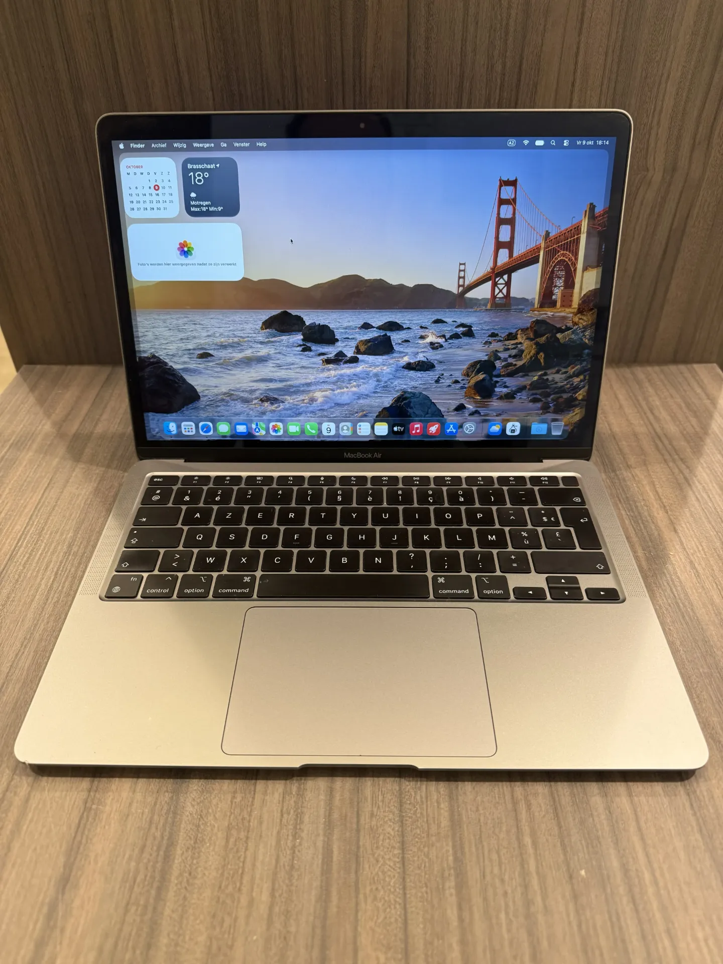 Apple Macbook Air 13.3" Retina M1 10 Core 8Gb 256Gb MacOS Golden Gate (Tweedekans)