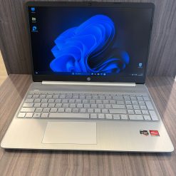 HP 15.6" AMD Ryzen 7 5700U 16Gb 256Gb SSD Win 11 Zilver (Tweedekans)