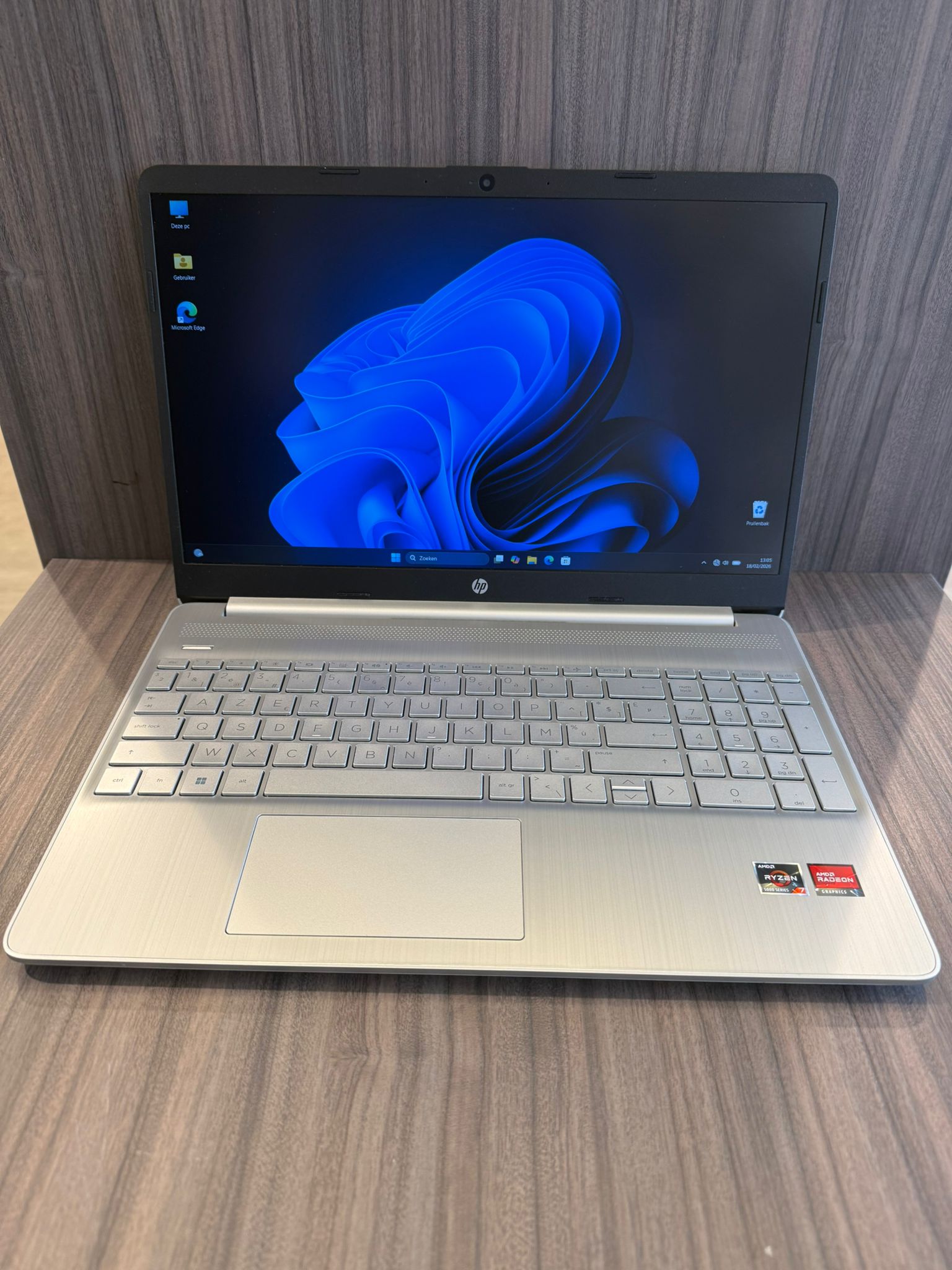 HP 15.6" AMD Ryzen 7 5700U 16Gb 256Gb SSD Win 11 Zilver (Tweedekans)